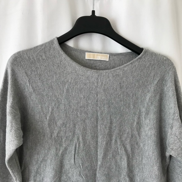 Micheal micheal kors gray long sleeve lightweight sweater size medium - Picture 2 of 10